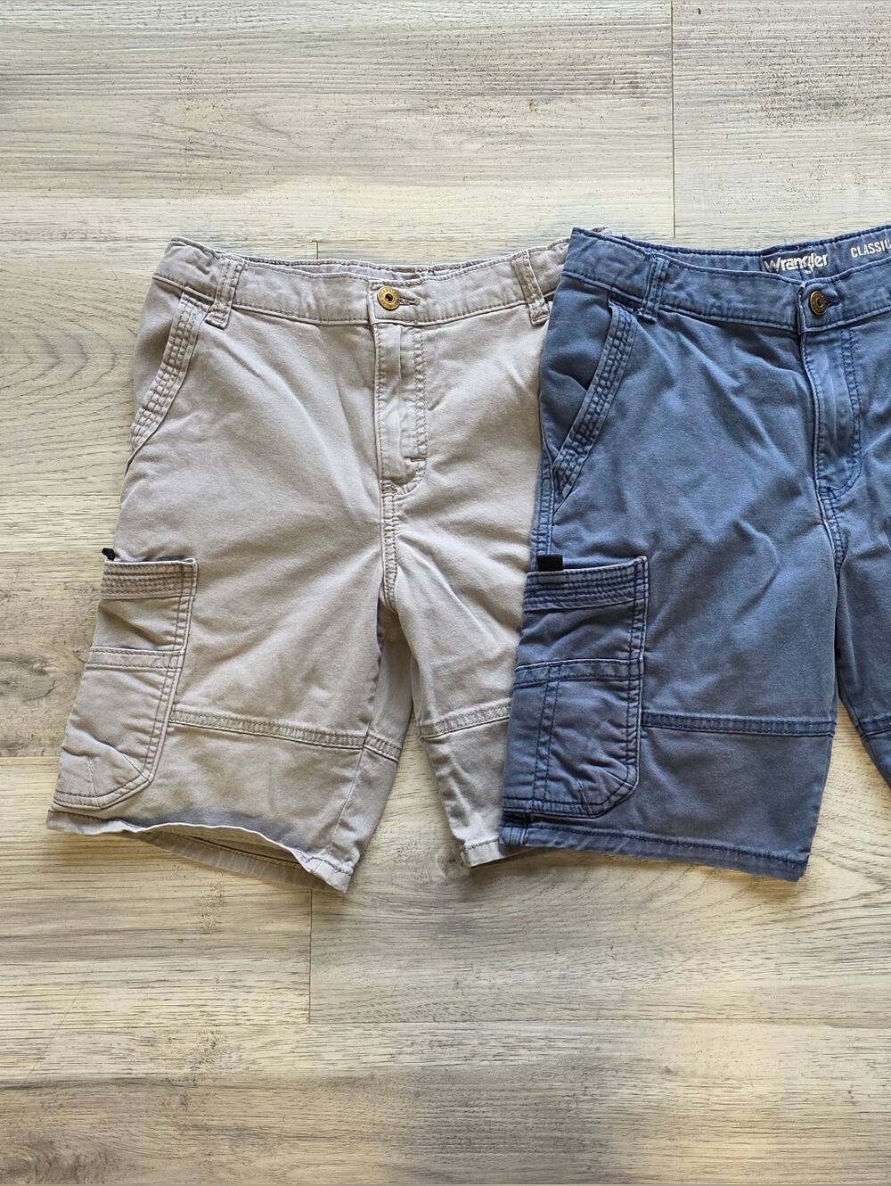 Boys Wrangler Cargo Shorts Lot Size 14